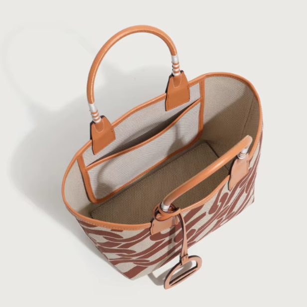 Mane Thread Tote Bag